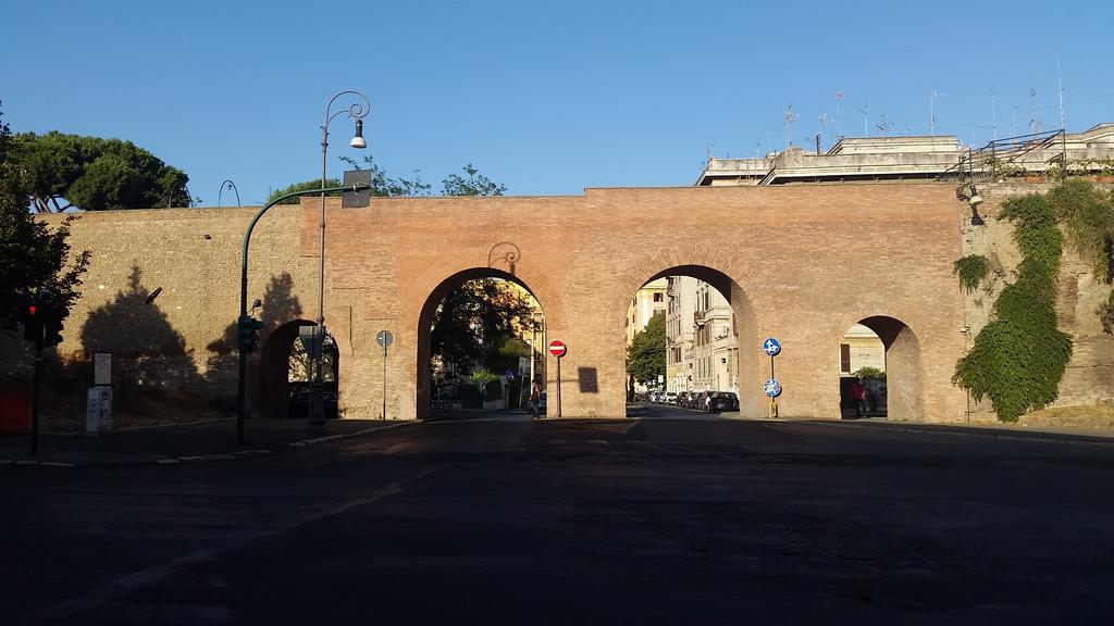 Termini Station Apartment Ai Due Cortili Presso Le Mura Aureliane Řím Exteriér fotografie