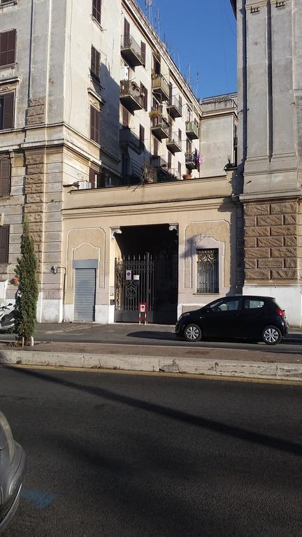 Termini Station Apartment Ai Due Cortili Presso Le Mura Aureliane Řím Exteriér fotografie